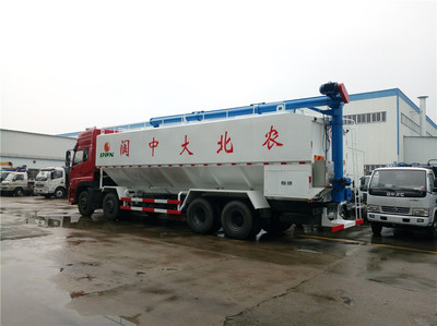 國五東風(fēng)天龍40米前四后八散裝飼料車 高效物流運(yùn)輸?shù)膶I(yè)利器